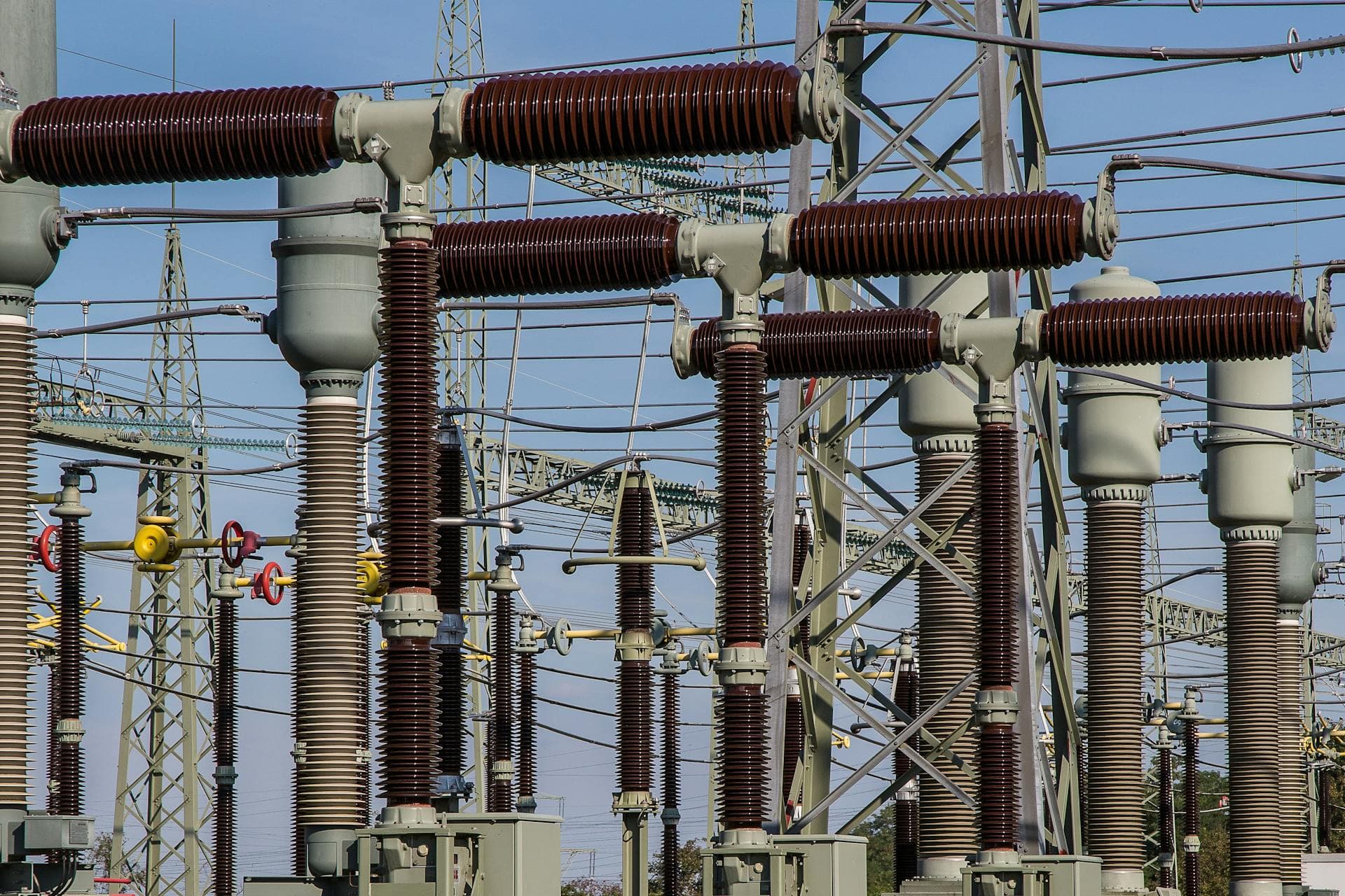 Twin Torres Power Builders